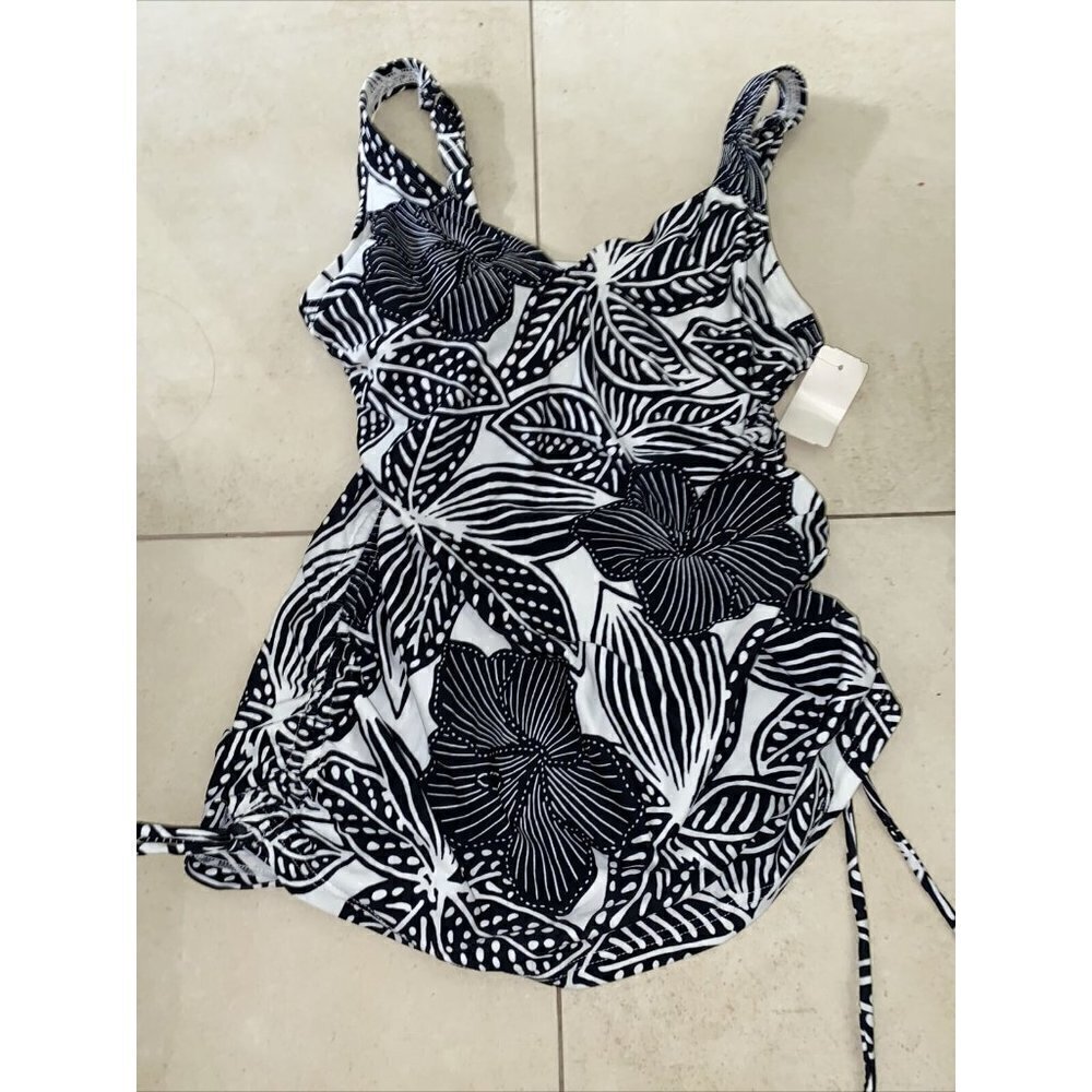 Croft & Barrow Swimsuit Tankini Top Women’s sz 6D Tummy Slimmer Floral